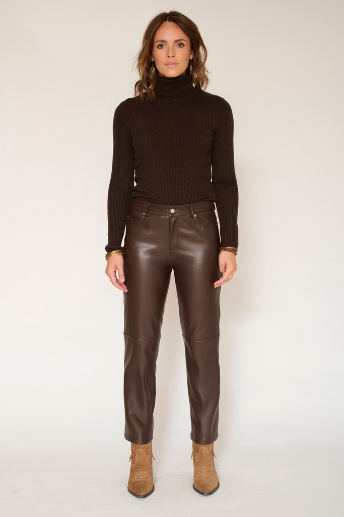 26W-THE LINDA LEATHER